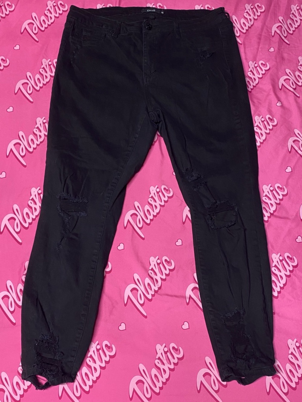 EUC Charlotte Russe Cello Black Skinny Plus Size Distressed Destroyed Jeans